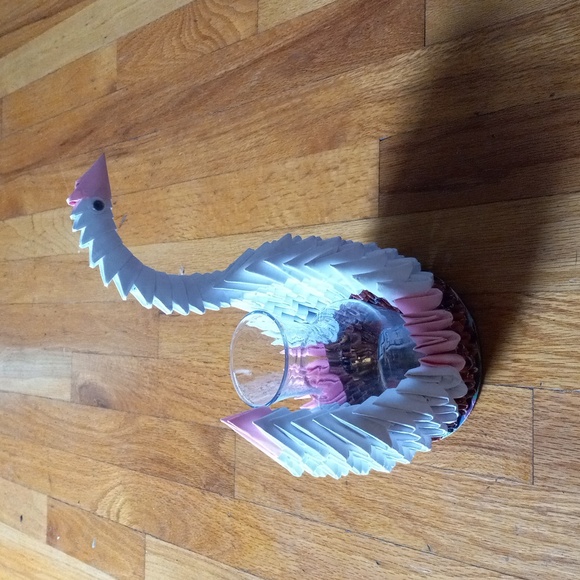 White Swan origami planter - Picture 4 of 4